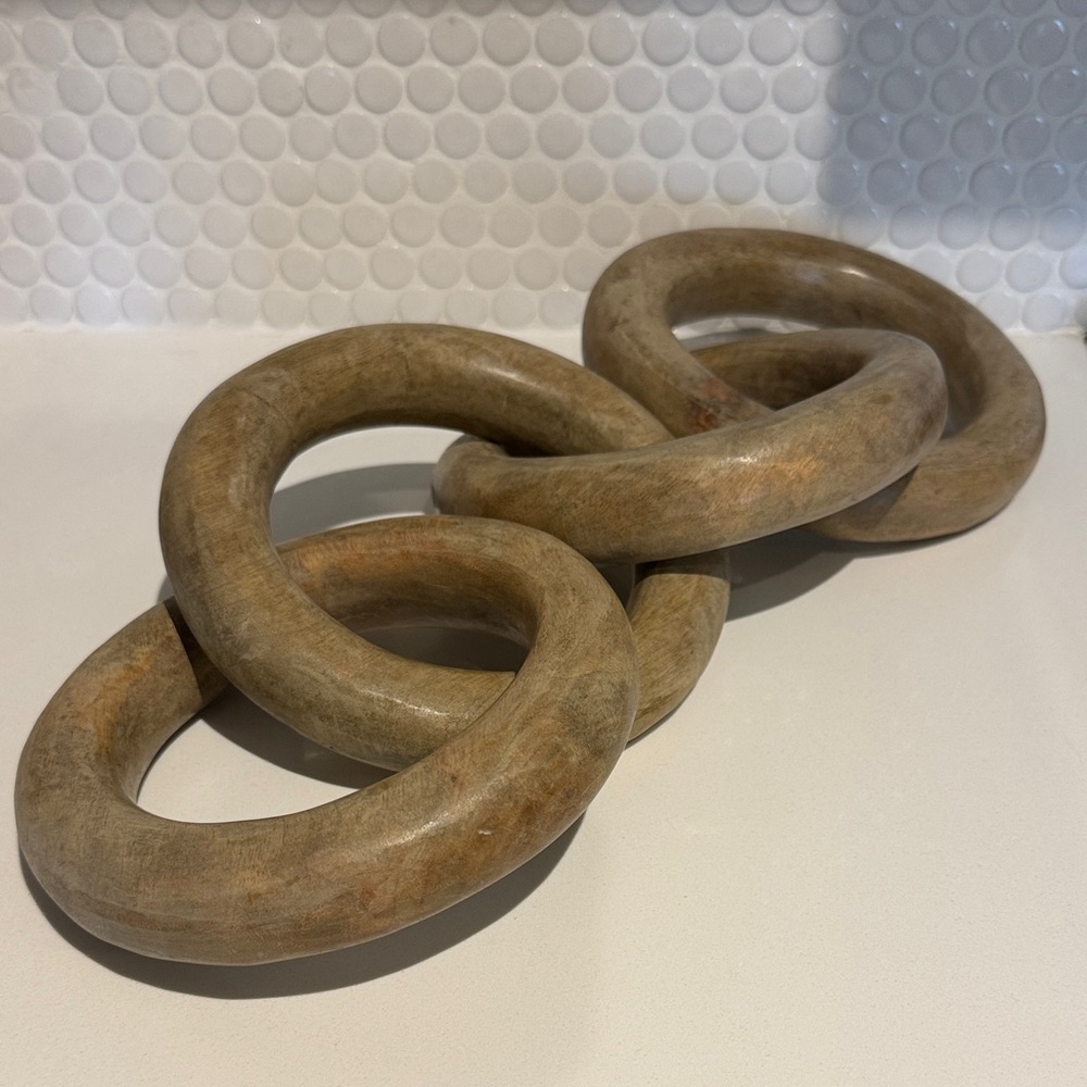 Rustic Brown Wooden Chain Decor